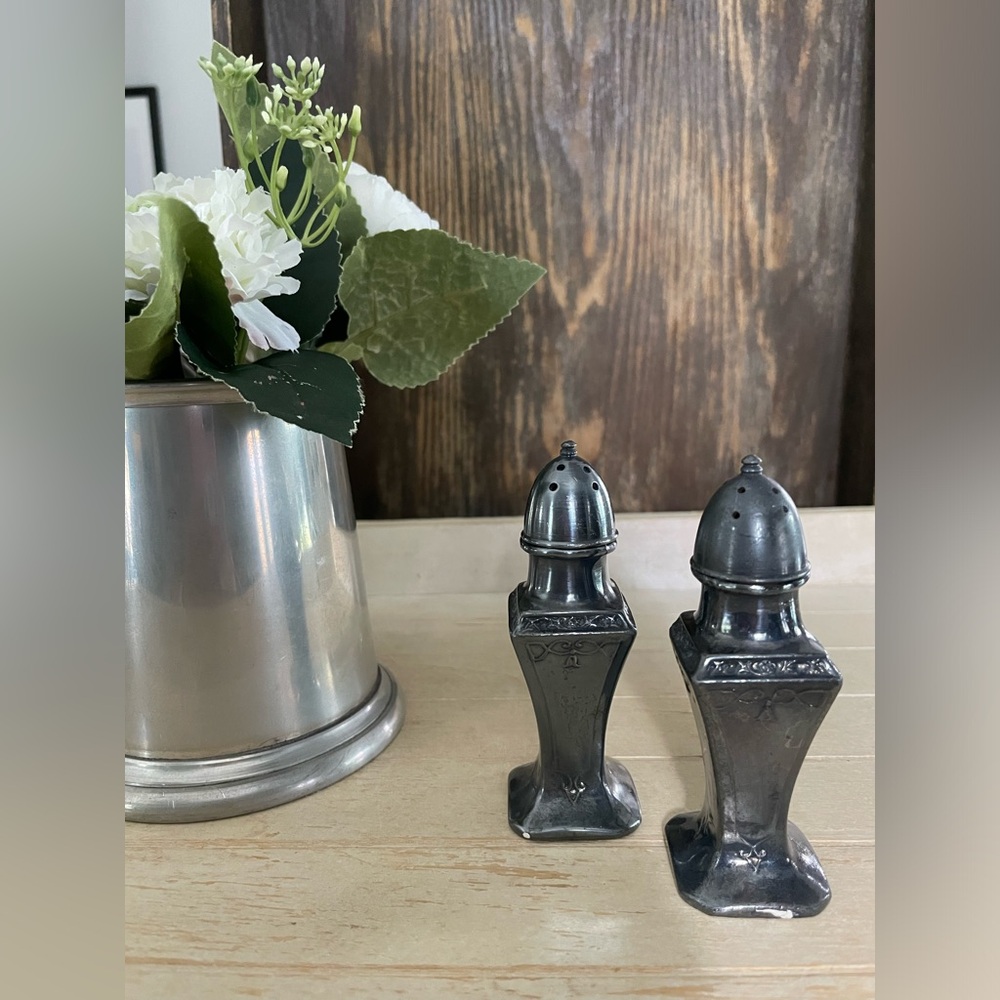 Vintage Viking Ep Lead 909 Salt & Pepper Shakers